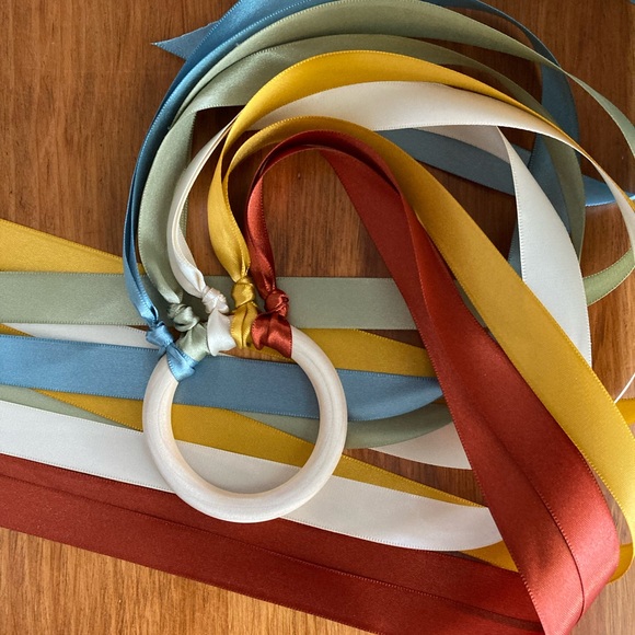 Waldorf Hand Kite - Picture 1 of 4